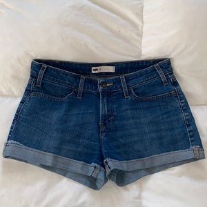 Levi’s mini shorts denim jean